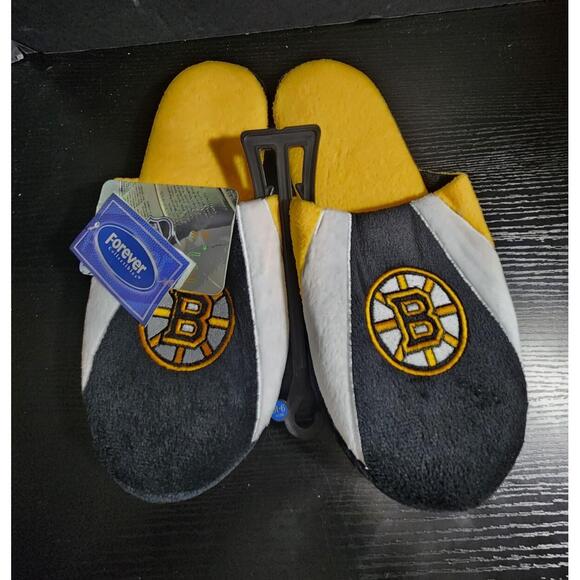 Boston Bruins Forever Collectibles Slippers NEW‎ Mens size 9-10 NHL Hockey - Picture 1 of 5